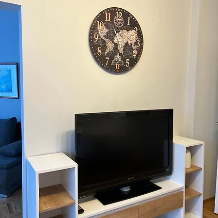 рейна Appartamento *